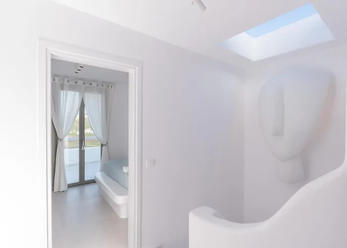 Villa Eidolion Essence