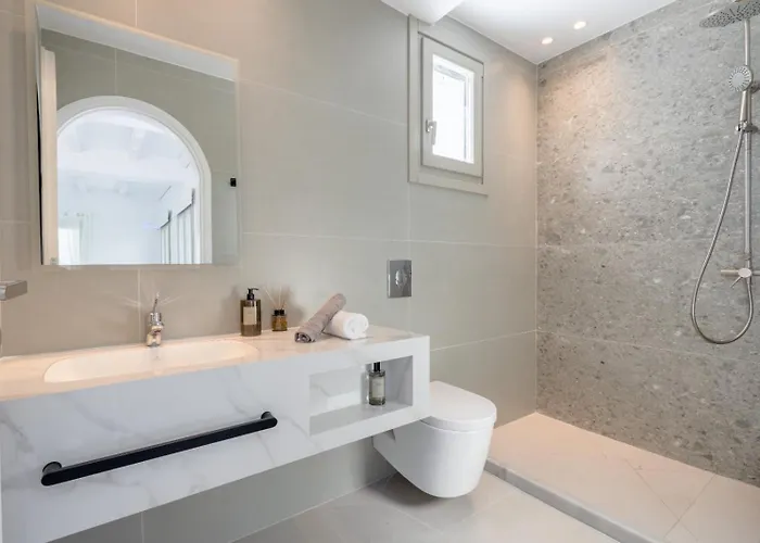 Eidolion Essence Villa *